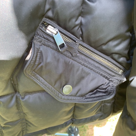 Tommy Hilfiger - Picture 5 of 7